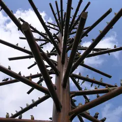 音威子府村100年記念塔