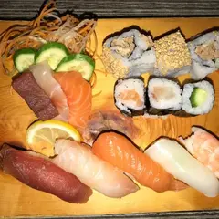Oishi Sushi Japanese Restaurant