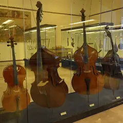 スフォルツェスコ城 楽器博物館