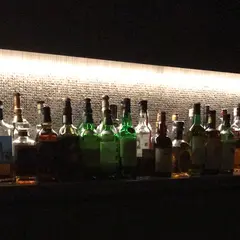 Bar M