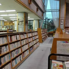 小平市 中央図書館