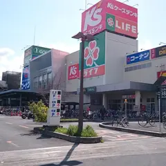 ライフ高槻城西店