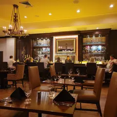 Fountain Lounge