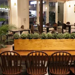 イタリアン ダイニングバー 岡本屋