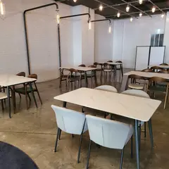 Market O, Apgujeong