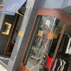 VINTAGE SELECT SHOP MAISON DE VII