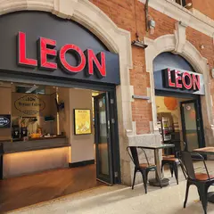 LEON Victoria Station