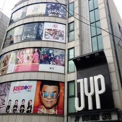 JYP ENTERTAINMENT