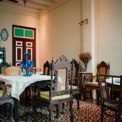 The Charm Dining Gallery