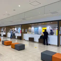 大阪国際空港 レンタカーステーション