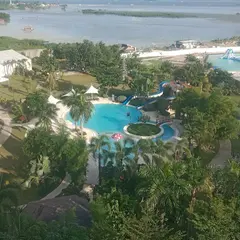 Solea Seaview Resort