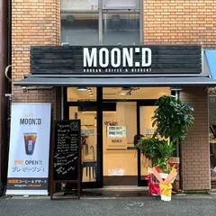 MOON:D