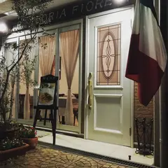 トラットリア フィオーレ