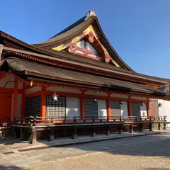 八坂神社本殿