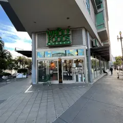 ホールフーズマーケット