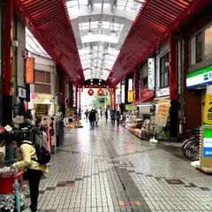 大須商店街・万松寺通