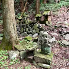御霊神社