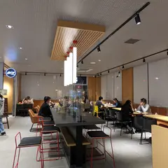 マクドナルド 南新川店