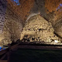 旧亀ノ瀬トンネル遺構跡