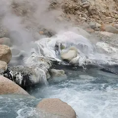 湯俣温泉 噴湯丘の湯