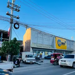 Savemore Market Maribago