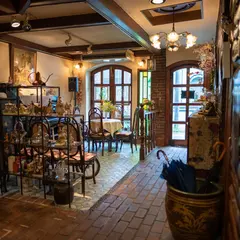 Cafe & Bar 茶蘭花