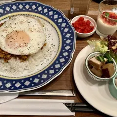 カフェ ウラダナ