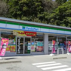 ファミリーマート 鳥羽松尾町店