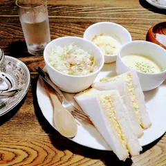 珈琲屋 らんぷ 鷺山店