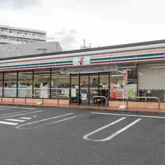 セブン-イレブン 多摩鶴牧２丁目店