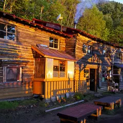 甲武信小屋