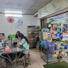 Bún Riêu Cua Ốc Cô Thuỷ-Thuy's Snail Crab Vermicelli