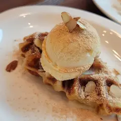 カフェポイティー