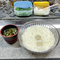 観音水そうめん流し