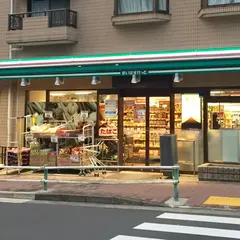まいばすけっと地下鉄赤塚駅南