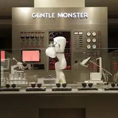 GENTLE MONSTER SHINSEGAE DEPARTMENT STORE MAIN