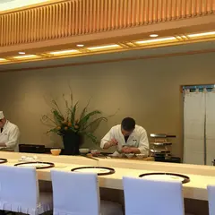 割烹 鄙の館 ／ HINA NO YAKATA