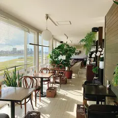 川辺の四季