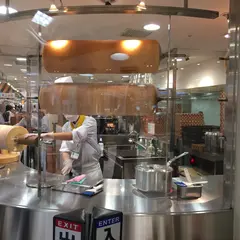 クラブハリエ B-studio 梅田阪神店