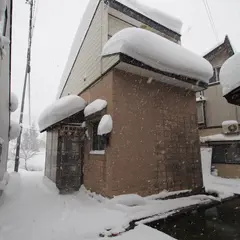 肘折共同浴場河原湯