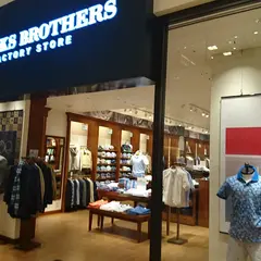 Brooks Brothers 北広島アウトレット