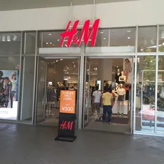 H&Mパークプレイス大分店
