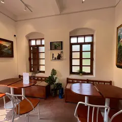 Hold On To Hope Café