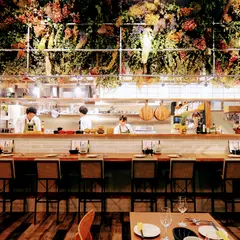 ITARIAN KITCHEN DICO & 田中果実店