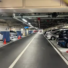 西銀座駐車場