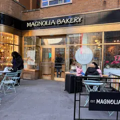 Magnolia Bakery - Central Park South