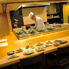 銀座 寿司 まる