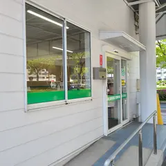 トヨタレンタカー 新白島駅前店