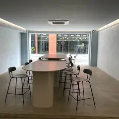 CAFE LOOOP