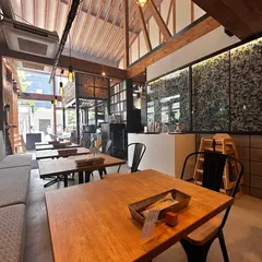 MAKIBI PLACE
